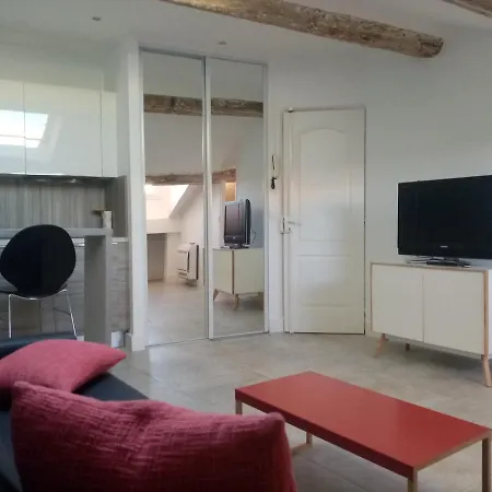 Appartamento Cosy à Côté Du Palais Des Festivals *