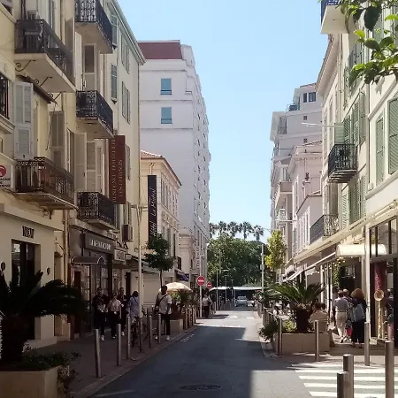 شقة Cosy A Cote Du Palais Des Festivals كان